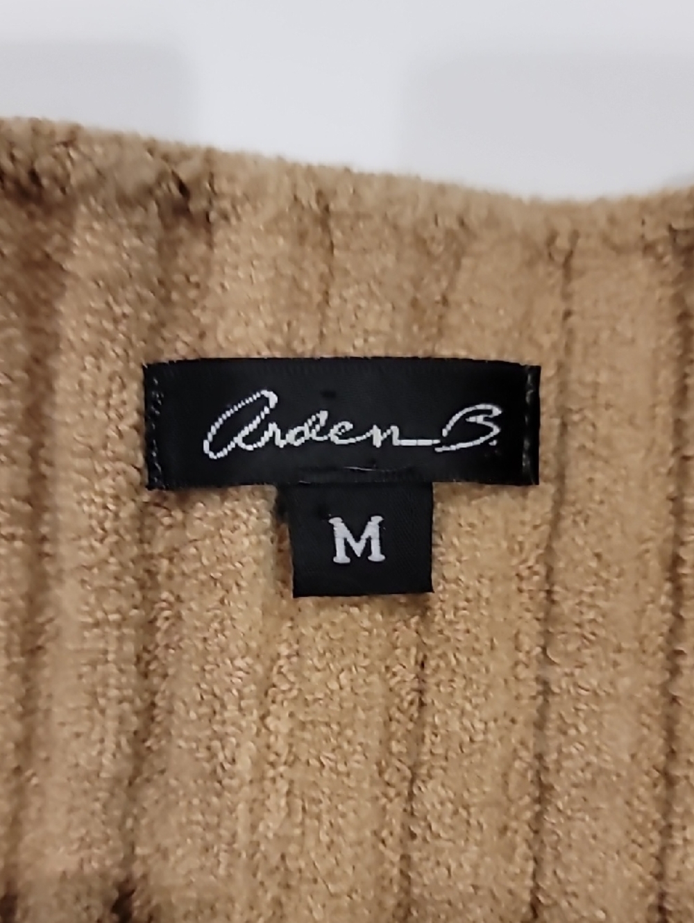 Arden B Rabbit Fur Ribbed Zip Vest Medium Beige - Picture 6 of 9
